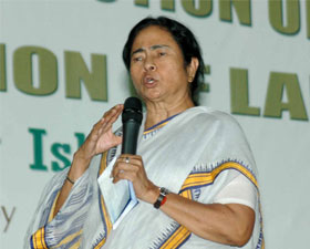 হোর্ডিং লাগানোর উপর নিয়ন্ত্রণ