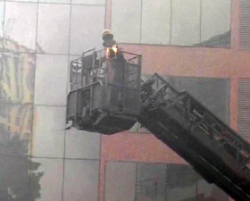 এএমআরআইতে মর্মান্তিক আগুন, ৮৮ জনের মৃত্যু