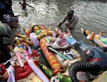পুজো অবসানে একাদশী সকাল থেকেই দিনগোনা শুরু