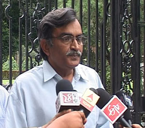 পুলিসের চোখরাঙানি তবু বামেদের সভায় আবেগের সাড়া