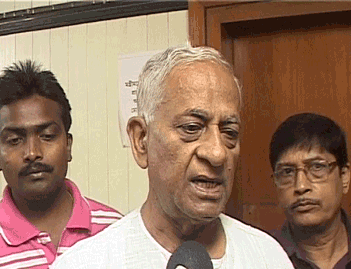 দফতর বদলে অসন্তুষ্ট রবীন্দ্রনাথ
