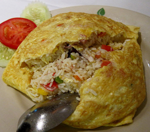 থাই এগ ফ্রায়েড রাইস