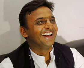 উত্তরপ্রদেশে ছাত্র-ছাত্রীদের বিনামূল্যে ল্যাপটপ, ট্যাবলেট