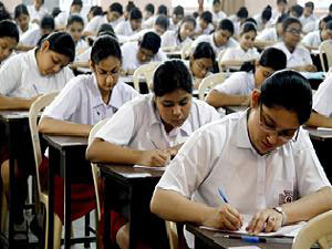 ফিরছে শারীরশিক্ষা, ব্রাত্য প্রাদেশিক ভাষা