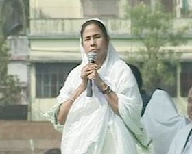 টার্গেট পঞ্চায়েত : সংখ্যালঘুদের মন পেতে ভুরি ভুরি প্রতিশ্রুতি মুখ্যমন্ত্রীর