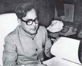 কীর্ণাহার থেকে রাইসিনা হিলসের দ্বারে