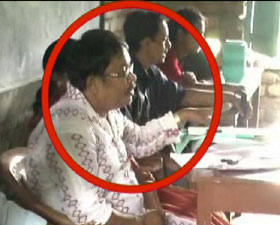 স্কুলের শিক্ষিকাকে হুমকি, ফের কাঠগড়ায় তৃণমূল বিধায়ক