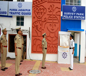 কড়েয়া থানার বাইরে গায়ে আগুন দিয়ে আত্মহত্যা