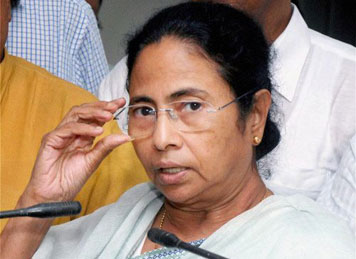 বিবেক উৎসবে জঙ্গলমহলে মুখ্যমন্ত্রী, প্রশ্ন খরচা নিয়ে