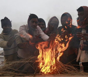 উত্তুরে হাওয়ায় কাঁপছে উত্তরবঙ্গ