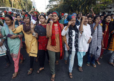 শাহবাগের পাশে আমরা