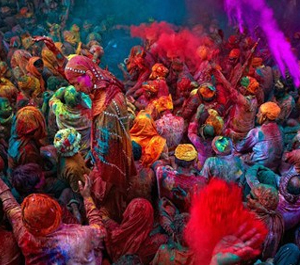 দোল, দোল দুলুনি...