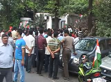 চব্বিশ ঘণ্টার খবরের জের, তাজবেঙ্গল থেকে ইউনিয়ন তোলার নির্দেশ শিল্পমন্ত্রীর