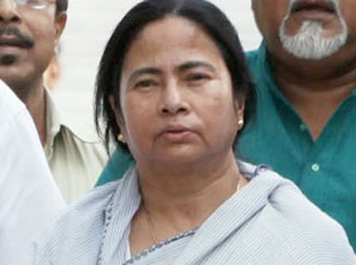 মুখ্যমন্ত্রী ও `তুচ্ছ` ঘটনার উপাখ্যান
