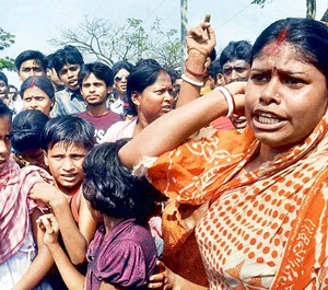 `মাওবাদী` তকমা নিয়েও প্রতিবাদী কামদুনি