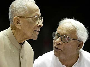 মহাজাতি সদনে নতুন রাজনৈতিক জোটের ইঙ্গিত দিলেন বুদ্ধদেব