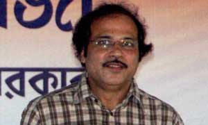 অধীর চৌধুরীর নামে গ্রেফতারি পরোয়ানা, উদ্দেশ্যপ্রণদিত ভাবে ফাঁসানো হয়েছে মুর্শিদাবাদের সাংসদকে, দাবি কংগ্রেসের