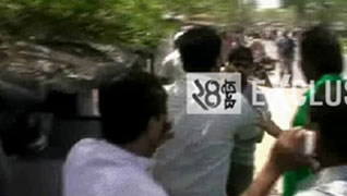 রাজ্যে ফের আক্রান্ত নির্বাচন কমিশন, এবার মালদায়, এবারও কাঠগড়ায় শাসক দল,বাইক মিছিলে আপত্তি করায় রোষে