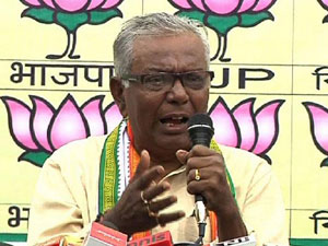 গুরুতর অসুস্থ প্রাক্তন কেন্দ্রীয় মন্ত্রী তপন সিকদার